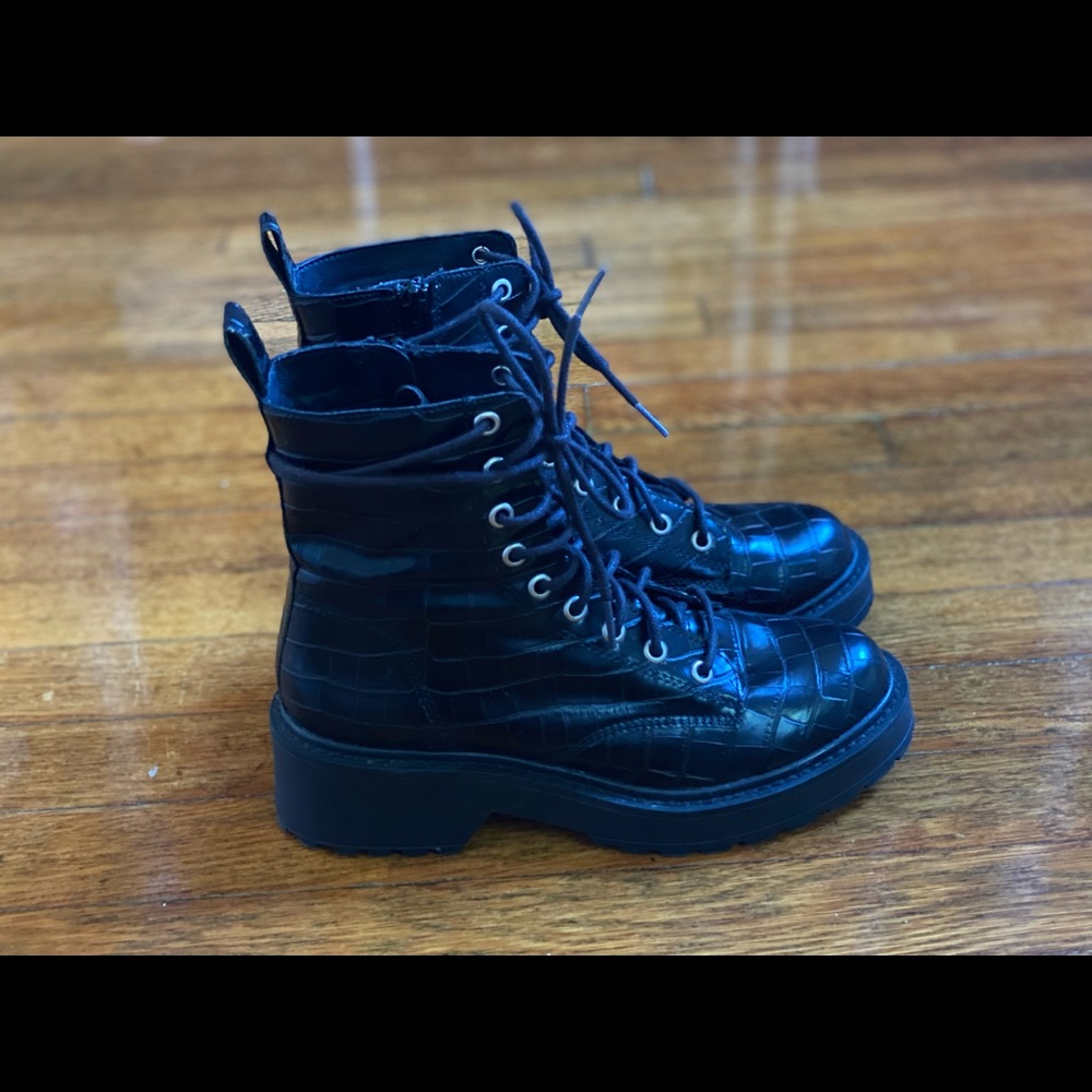 COPY - COPY - Boots